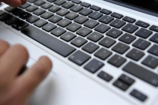 Nietrafione prezenty mikołajkowe kupione przez internet możemy zwrócić - przypomina Urząd Ochrony Konkurencji i Konsumentów.