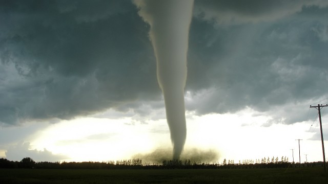 W Stanach Zjednoczonych kolejne tornado. Tym razem żywioł siał spustoszenie w Teksasie w okolicach miasta Dallas. Według ostatnich informacji, jest 11 ofiar śmiertelnych.