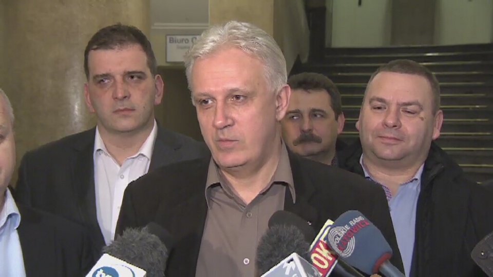 Powodem górniczych protestów jest rządowy plan naprawczy dla nierentownych kopalń z Kompanii Węglowej. Zdaniem górników rząd planuje likwidację zakładów i miejsc pracy. Fot. TVN24/x-news