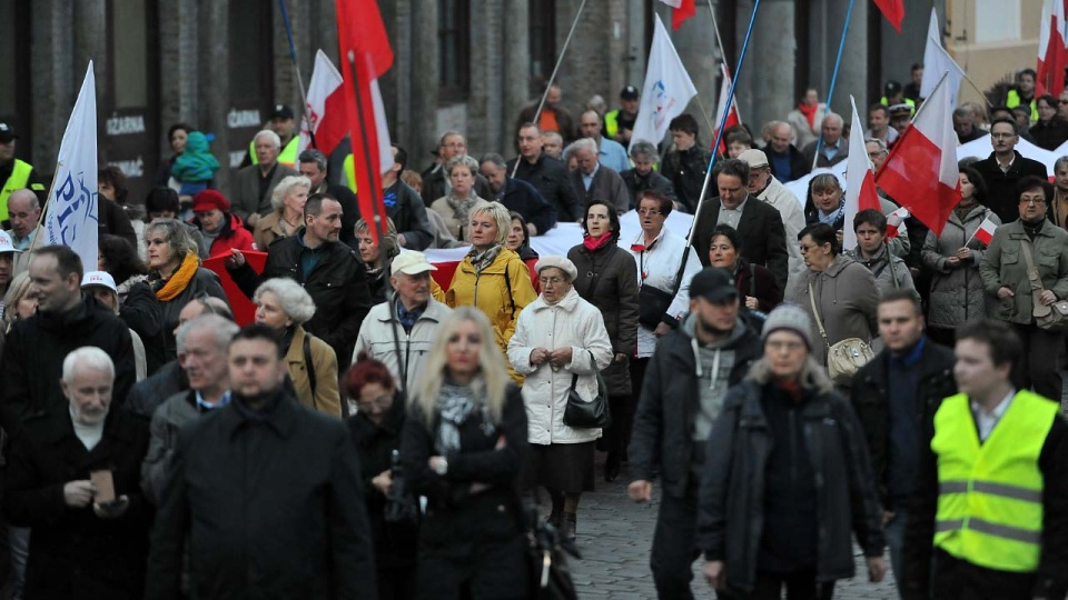 Marsz Pamięci na ulicach Szczecina. Fot. Łukasz Szełemej [Radio Szczecin]