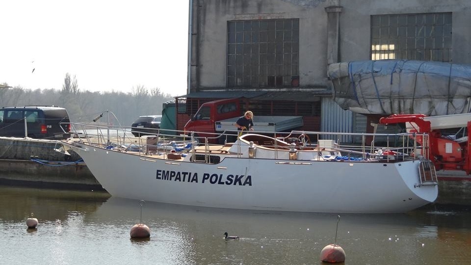Pierwszy polski jacht dla niepełnosprawnych zwodowany w Szczecinie. Fot. Fundacja \"Empatia Polska\"