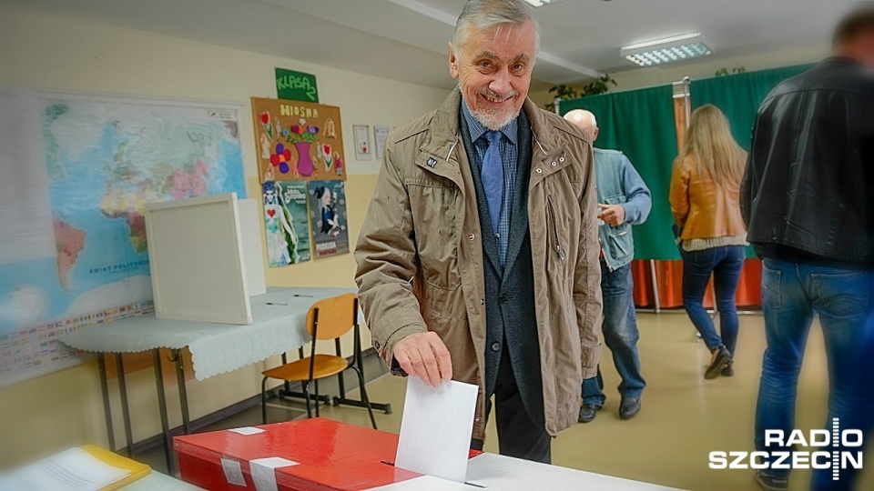 Wojewoda zachodniopomorski Marek Tałasiewicz mówił, że udział w wyborach to nasz patriotyczny obowiązek. Fot. Jarosław Gaszyński [Radio Szczecin]