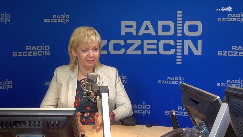Uczestniczka akcji Radia Szczecin i Eurofitness - Odnowa - przyznała w Poranku Radia Szczecin, że od początku programu sama przypomniała sobie, jak to jest odrabiać zadania domowe. Fot. radioszczecin.tv