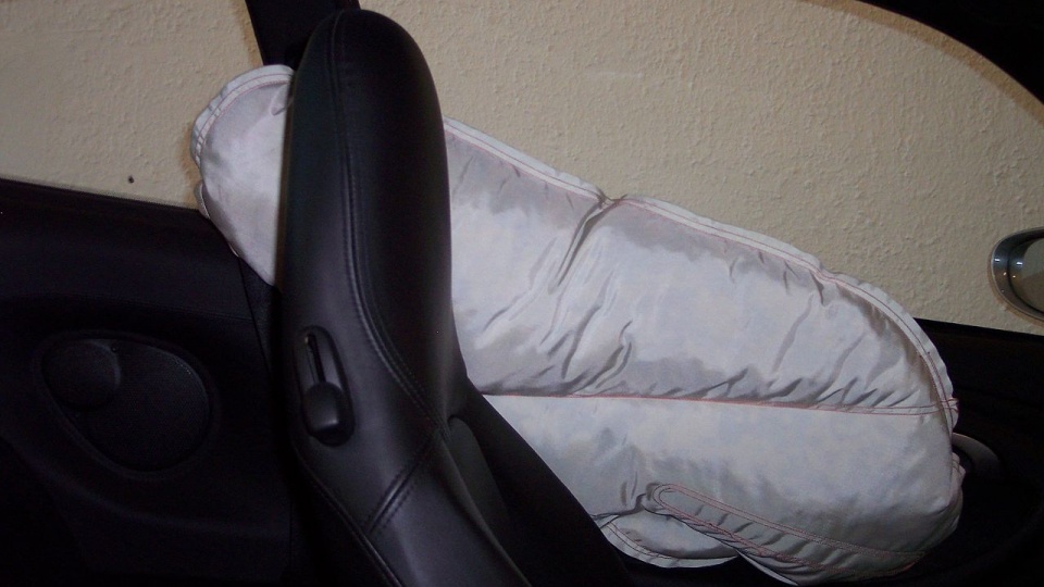 Poduszka powietrzna. Fot. www.wikipedia.org