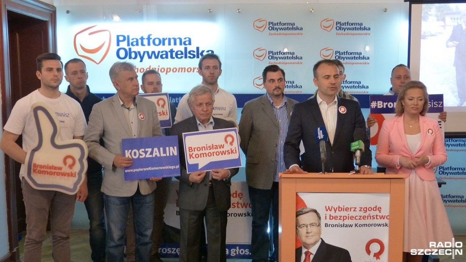 Znaczna część wyborców Pawła Kukiza zagłosuje na Bronisława Komorowskiego - tak przekonywał na konferencji prasowej podsumowującej kampanię wyborczą senator Platformy Obywatelskiej. Fot. Tobiasz Madejski [Radio Szczecin]
