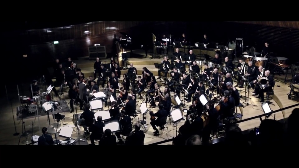 hip-hopowe utwory z całego świata gra Narodowa Orkiestra Symfoniczna Polskiego Radia w Katowicach. Fot. www.youtube.com