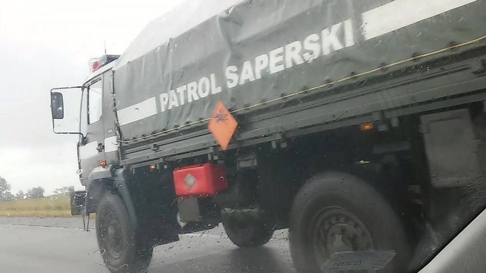 Niewybuchy z okresu II wojny światowej saperzy wywożą z okolic Arkonki w Szczecinie. Fot. Słuchacz Jacek Mrówczyński