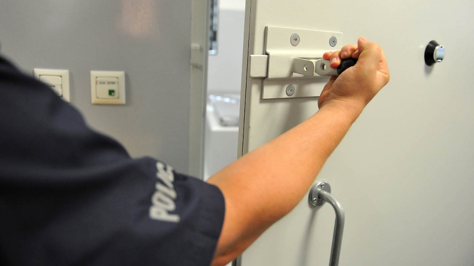 Policjanci poszukują sprawców. Grozi im do ośmiu lat więzienia. Fot. Łukasz Szełemej [Radio Szczecin/Archiwum]