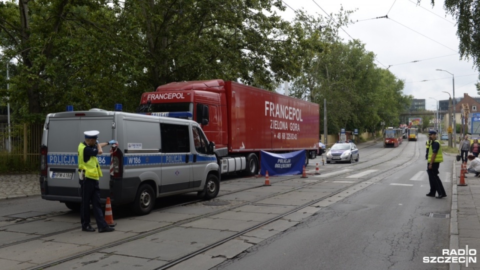 Tragiczny wypadek na ulicy Stalmacha w Szczecinie. Fot. Piotr Sawiński [Radio Szczecin]