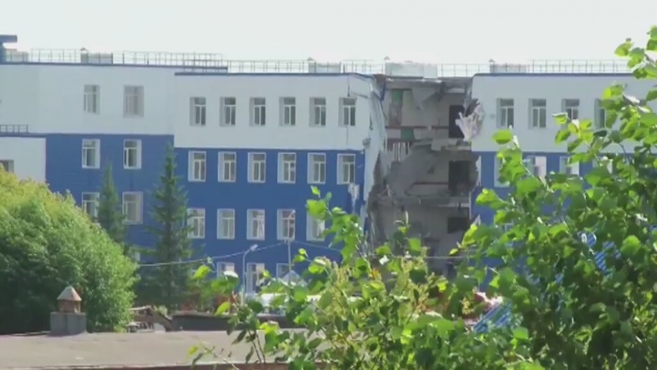 Co najmniej 23 rosyjskich żołnierzy zginęło a 19 jest rannych, po tym jak pod Omskiem na zachodzie Syberii zawalił się budynek centrum szkolenia wojskowych - podają tamtejsze media. Fot. RUPTLY/x-news