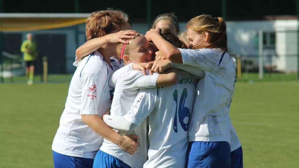 Rozgrywki ekstraligi kobiet olimpijki rozpoczną w sobotę od wyjazdowego meczu z Czarnymi Sosnowiec. Fot. Olimpia Szczecin