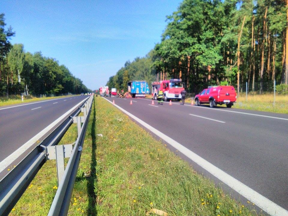 Płonie naczepa z węglem na Szosie Stargardzkiej. Fot. Mariusz Ławniczak