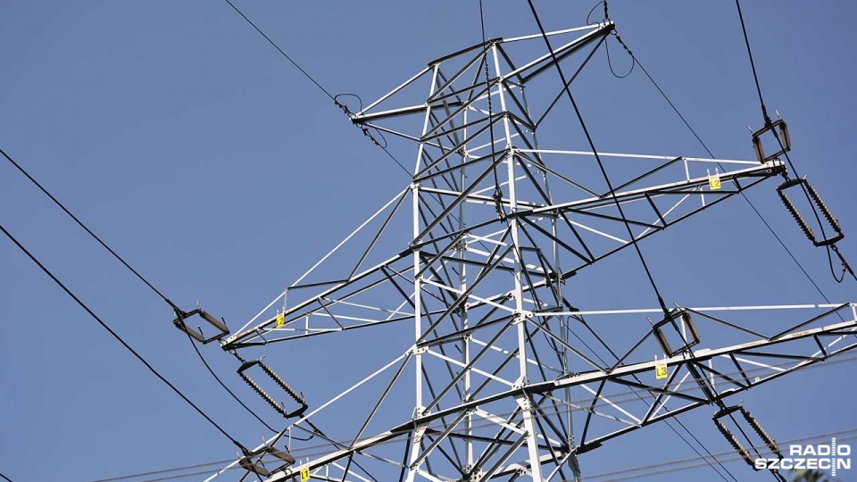 Premier Ewa Kopacz uspokaja, że służby i mieszkańcy nie muszą obawiać się o prąd. Fot. Łukasz Szełemej [Radio Szczecin]