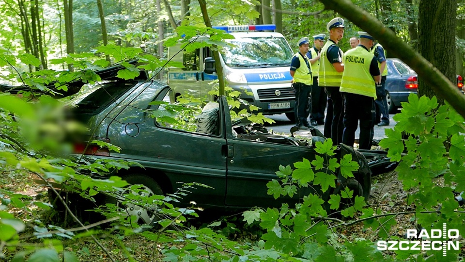 Niebezpieczny wypadek na ulicy Kupczyka w Szczecinie. Fot. Jarosław Gaszyński [Radio Szczecin]
