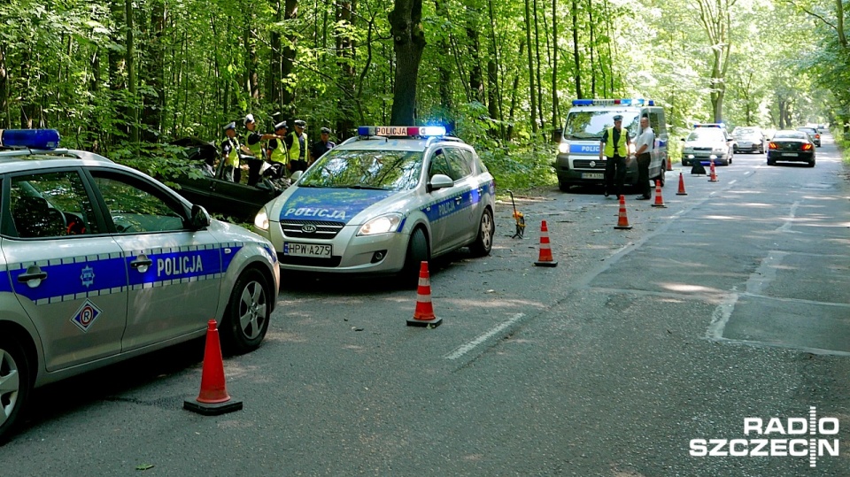 Niebezpieczny wypadek na ulicy Kupczyka w Szczecinie. Fot. Jarosław Gaszyński [Radio Szczecin]