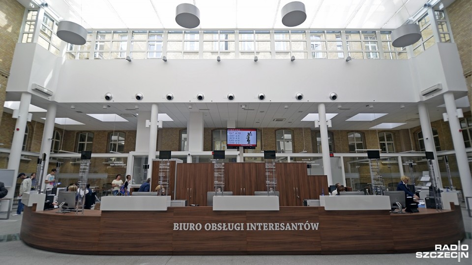 Biuro Obsługi Interesantów otwarto w budynku Sądu Okręgowego przy ulicy Kaszubskiej w Szczecinie. Fot. Piotr Sawiński [Radio Szczecin]