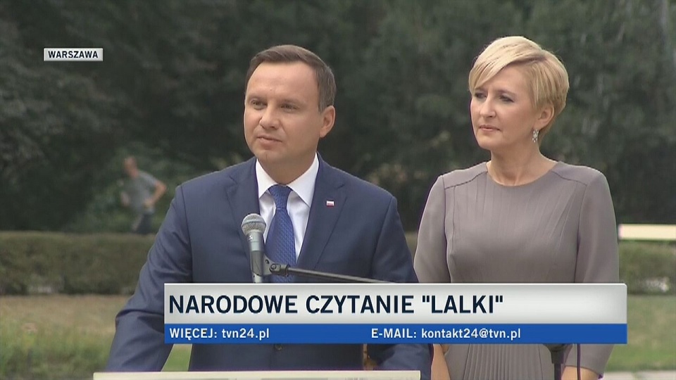 Prezydent Andrzej Duda i pierwsza dama Agata Kornhauser-Duda rozpoczęli czytanie "Lalki" Bolesława Prusa. Fot. TVN24/x-news