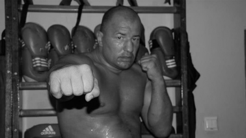 Były mistrz świata w kick-boxingu zmarł we wtorek nad ranem w szpitalu w wieku 51 lat. Żródło: Facebook