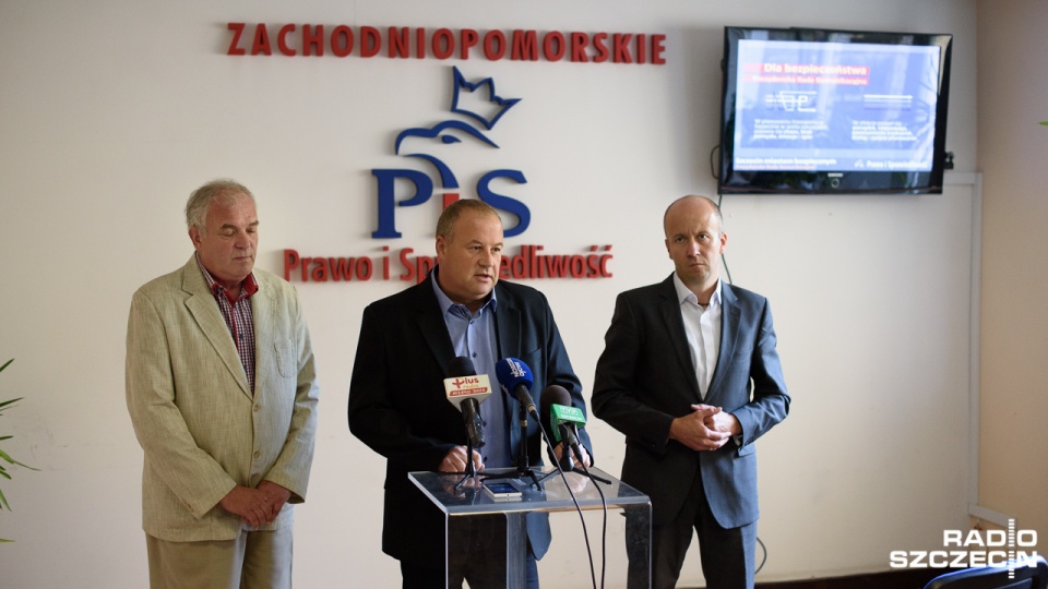 Radni PiS mówili też, że sprawa jest uzgodniona z prezydentem i są na to pieniądze w budżecie miasta. Fot. Konrad Nowak [Radio Szczecin]