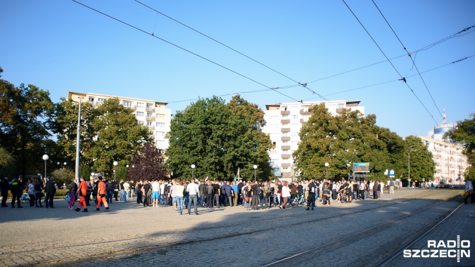 Manifestację zorganizował Obóz Narodowo-Radykalny i grupa Greenline Front. Fot. Konrad Nowak [Radio Szczecin]