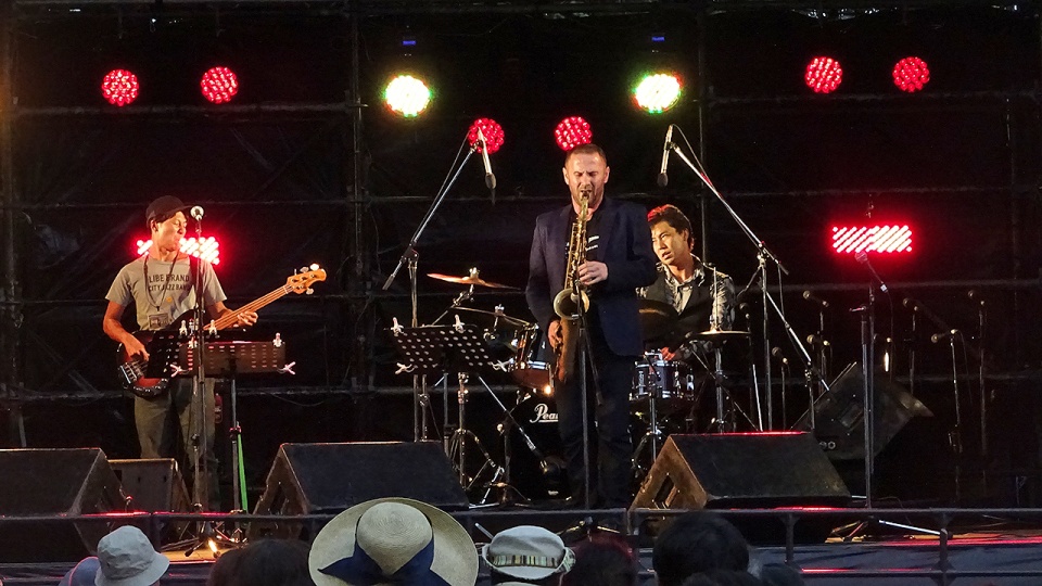 Zakończyła się wspólna trasa szczecińskiego saksofonisty - Sylwestra Ostrowskiego oraz japońskiej gwiazdy - Makoto Kuriya. Fot. Anna Giniewska