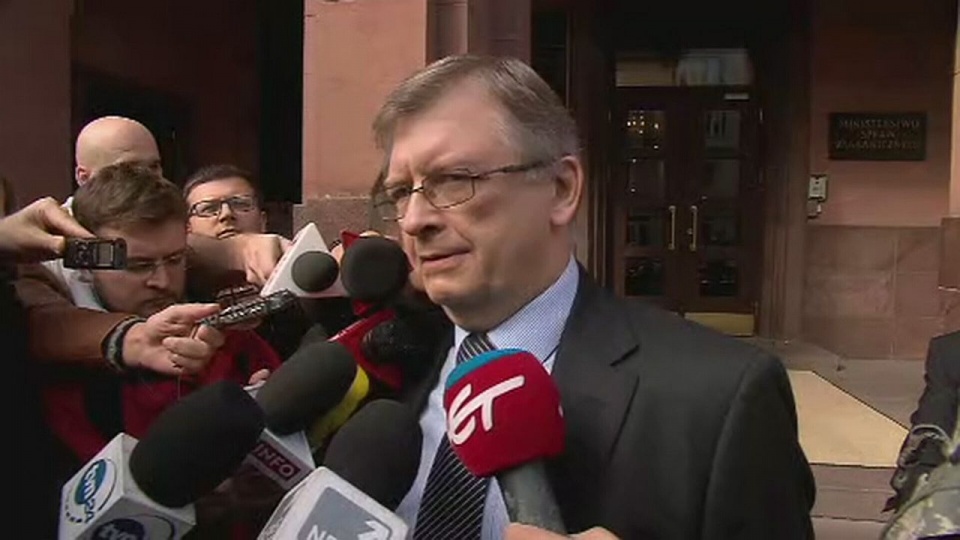 Chyba nie byłem wystarczająco precyzyjny - mówił w poniedziałek po wyjściu z polskiego Ministerstwa Spraw Zagranicznych wezwany tam przez szefa MSZ Grzegorza Schetynę rosyjski ambasador Siergiej Andriejew. Fot. TVN24/x-news