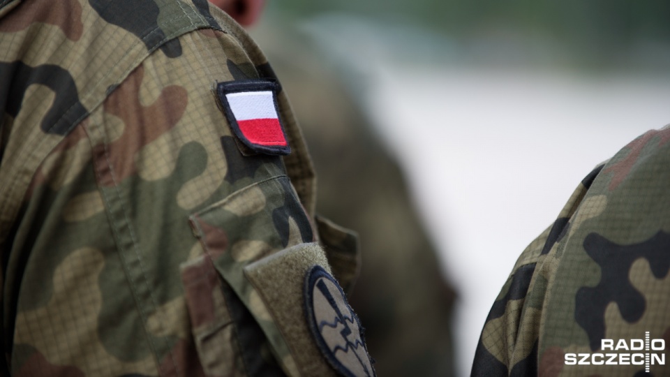 Nie chcą oddawać życia za ojczyznę i nie ufają swoim przełożonym - taki obraz szeregowych wyłania się z raportu Wojskowego Biura Badań Społecznych. Fot. Konrad Nowak [Radio Szczecin/Archiwum]