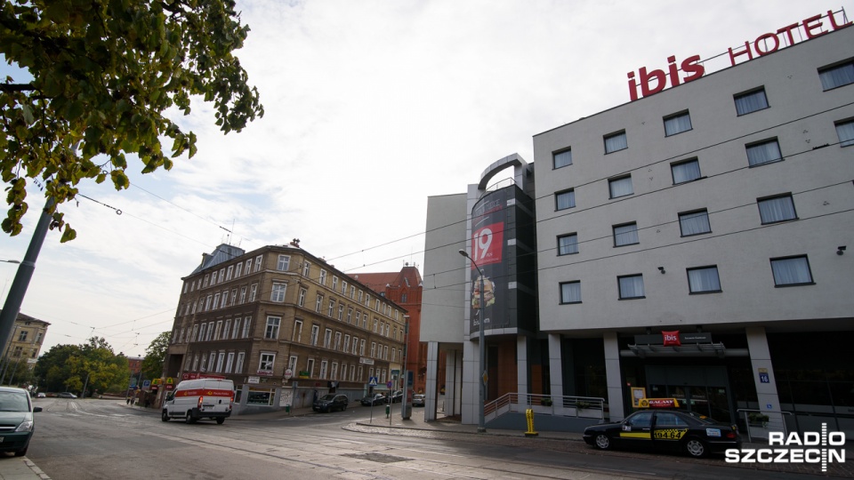 W szczecińskich hotelach, np. Ibisie przy ul Dworcowej, nie ma ciepłej wody i ogrzewania. Fot. Konrad Nowak [Radio Szczecin]