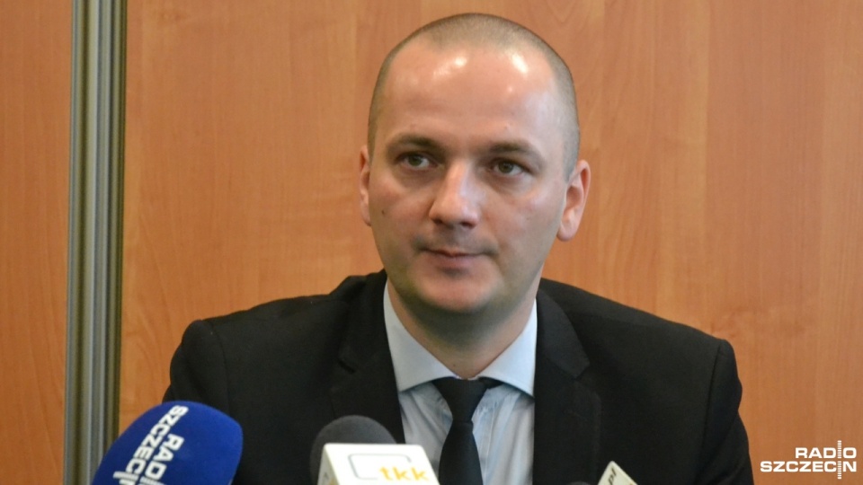 Grzegorz Sosna nie chciał zdradzić czy będzie ubiegał się o stałą posadę dyrektora. Fot. Przemysław Polanin [Radio Szczecin]