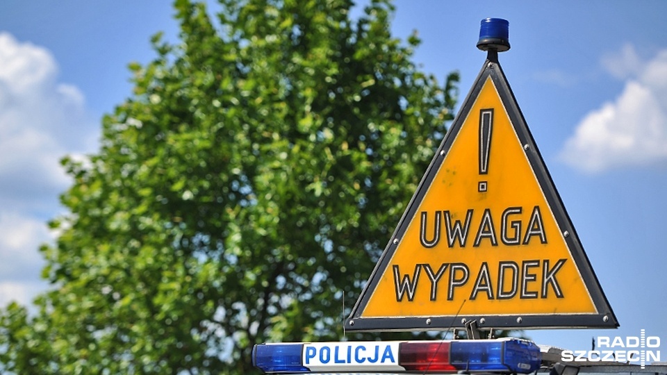 Droga krajowa numer 20 zablokowana. Fot. Łukasz Szełemej [Radio Szczecin/Archiwum]