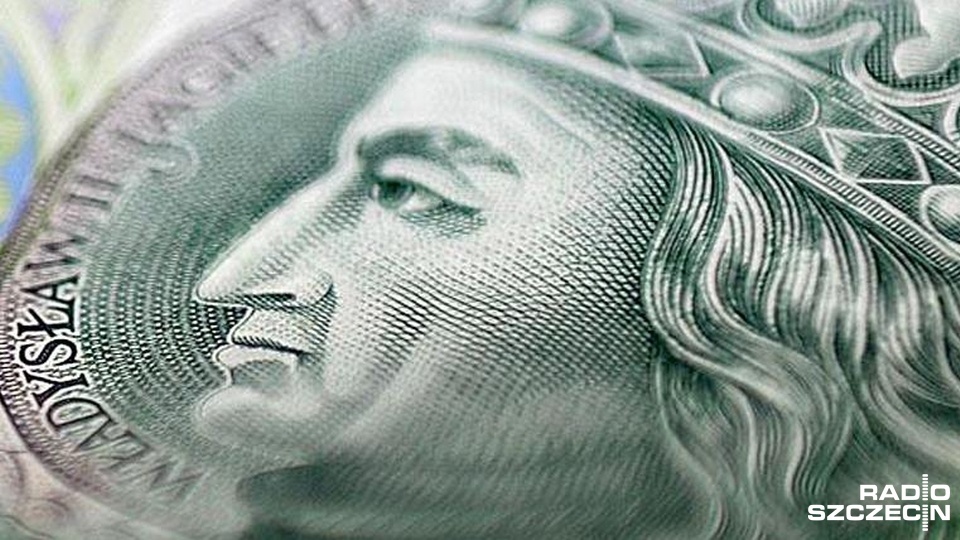 Do tej pory dziewięć firm ubezpieczeniowych obniżyło opłatę likwidacyjną. Fot. Łukasz Szełemej [Radio Szczecin/Archiwum]