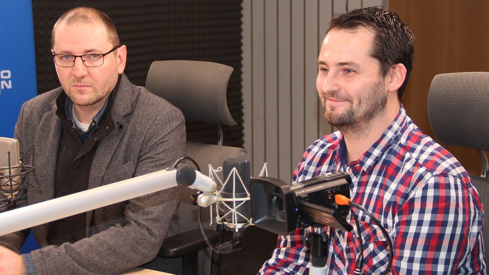 Od lewej: Tomasz Chaciński (redaktor naczelny Radia Szczecin) i Michał Król (wydawca redakcji on line) Fot. Piotr Kołodziejski [Radio Szczecin]
