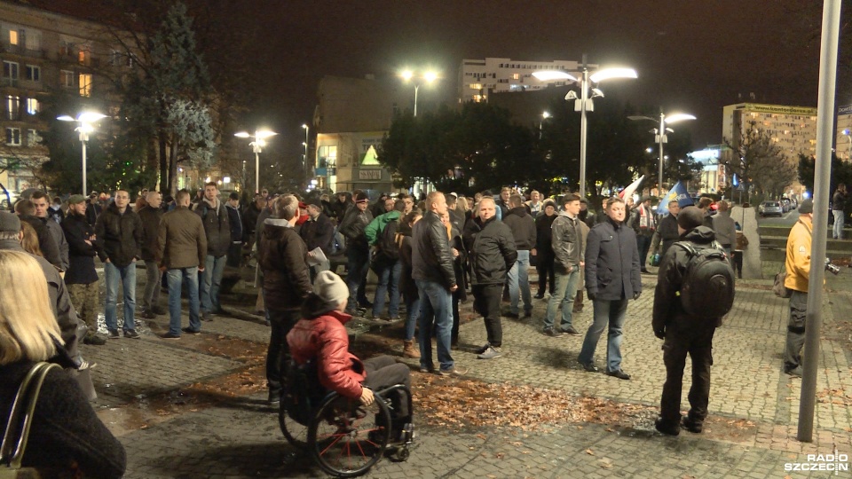 Pikieta na pl. Lotników w Szczecinie. Fot. Piotr Rakowski [Radio Szczecin]