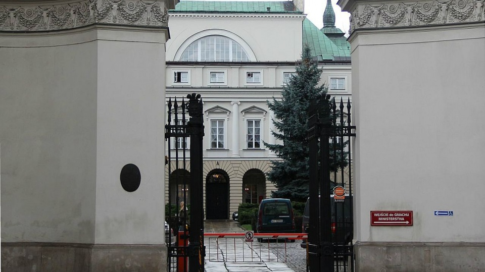 Rząd chce zachęcić Polaków do posiadania jak największej liczby dzieci. Ministerstwo Zdrowia pracuje nad wprowadzeniem "polityki prokreacyjnej" - informuje dziennik.pl. Fot. Piotr Kołodziejski [Radio Szczecin/Archiwum]