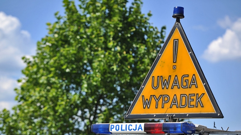 Na drogach jest ślisko, więc zalecamy spokojną i wolniejszą jazdę. Fot. Łukasz Szełemej [Radio Szczecin/Archiwum]