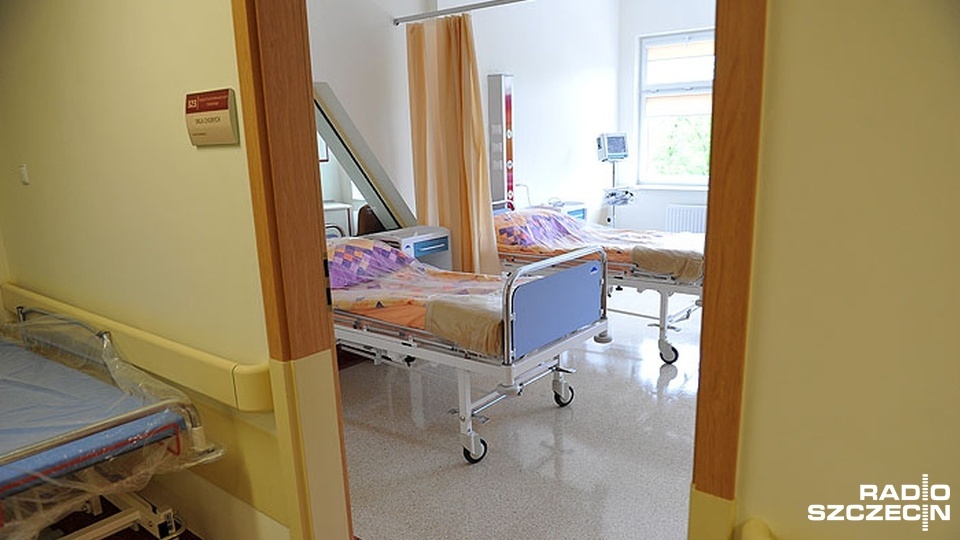 W szpitalu przy ulicy Arkońskiej na oddziale geriatrycznym jest sześć łóżek, które w okresie świąt są zajęte. Fot. Łukasz Szełemej [Radio Szczecin/Archiwum]