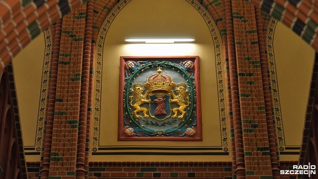 Czerwony Ratusz. Fot. Łukasz Szełemej [Radio Szczecin] Odnowiony hol Czerwonego Ratusza [WIDEO, ZDJĘCIA]