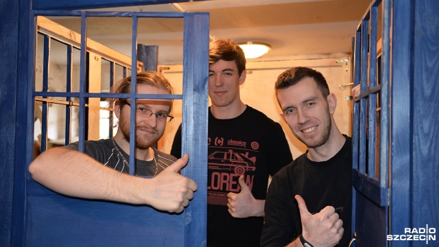 Floating Armor i budkę Tardis pokaże szczecińska Liga Superbohaterów na festiwalu fantastyki w Poznaniu. Fot. Maciej Myszkowiak [Radio Szczecin] Floating Armor - nowy strażnik Szczecina [ZDJĘCIA]