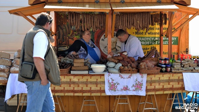 Piknik nad Odrą. Fot. Łukasz Szełemej [Radio Szczecin] Szczecinianie tłumnie odwiedzają Piknik nad Odrą [WIDEO, ZDJĘCIA]