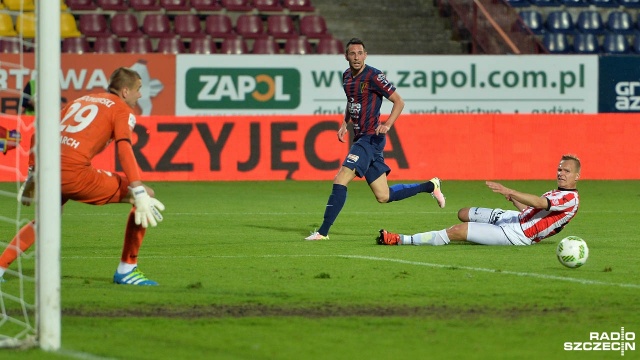 Piłkarze Pogoni Szczecin wygrali w środę na własnym stadionie z Cracovią Kraków 3:2. Fot. Łukasz Szełemej [Radio Szczecin] Zwycięstwo Pogoni na pożegnanie z kibicami [WIDEO, ZDJĘCIA]