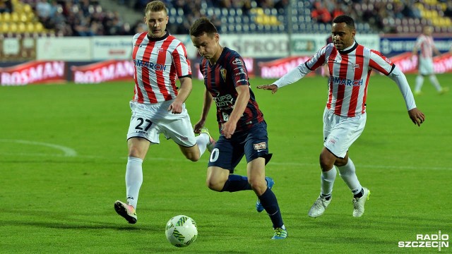 Piłkarze Pogoni Szczecin wygrali w środę na własnym stadionie z Cracovią Kraków 3:2. Fot. Łukasz Szełemej [Radio Szczecin] Zwycięstwo Pogoni na pożegnanie z kibicami [WIDEO, ZDJĘCIA]