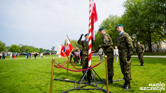 Jubileusz 20-lecia 12 Brygady Zmechanizowanej na Jasnych Błoniach. Fot. Konrad Nowak [Radio Szczecin] 20-lecie 12 Brygady Zmechanizowanej [WIDEO, ZDJĘCIA]