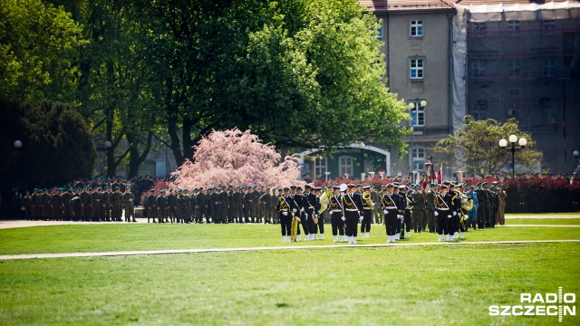 Jubileusz 20-lecia 12 Brygady Zmechanizowanej na Jasnych Błoniach. Fot. Konrad Nowak [Radio Szczecin] 20-lecie 12 Brygady Zmechanizowanej [WIDEO, ZDJĘCIA]