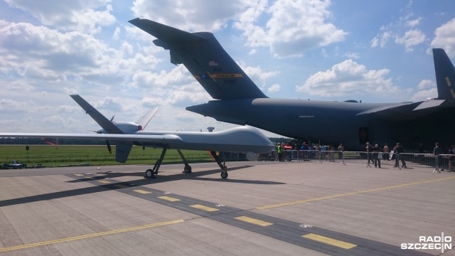 Targi lotnicze ILA w Berlinie. Fot. Mateusz Madejski [Radio Szczecin] Wielkie airbusy i wojskowe myśliwce. Gratka dla miłośników lotnictwa [ZDJĘCIA]