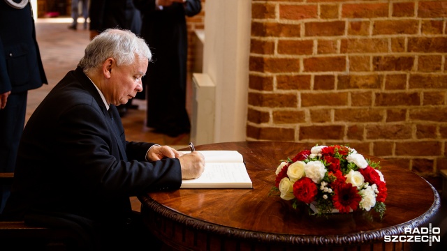 Uroczystości pogrzebowe Piotra Jani w szczecińskiej katedrze. Fot. Konrad Nowak [Radio Szczecin] Uroczystości pogrzebowe Piotra Jani w szczecińskiej katedrze [WIDEO, DUŻO ZDJĘĆ]