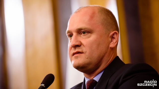 Mieszkańcy Osowa protestują podczas sesji rady miasta. Fot. Konrad Nowak [Radio Szczecin] Nie będzie schroniska dla zwierząt przy ulicy Chopina [WIDEO, ZDJĘCIA]