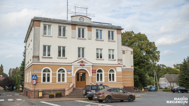 Mieszkańcy Płotów podzieleni w sprawie burmistrza. Fot. Olaf Nowicki [Radio Szczecin] Mieszkańcy Płotów podzieleni w sprawie burmistrza [ZDJĘCIA]