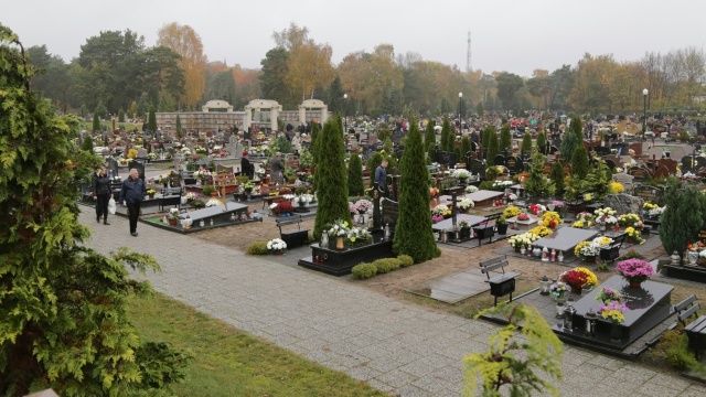 Cmentarz komunalny na wyspie Uznam w Świnoujściu. Fot. iswinoujscie.pl Komunalny cmentarz w Świnoujściu [WIDEO, ZDJĘCIA]