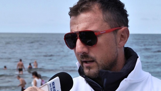 Jerzy Dudek został trenerem juniorów drużyny Błonii Barwice. Były bramkarz Liverpoolu i Realu Madryt przyjechał w poniedziałek do podszczecineckiej miejscowości, by przeprowadzić trening z młodymi piłkarzami.