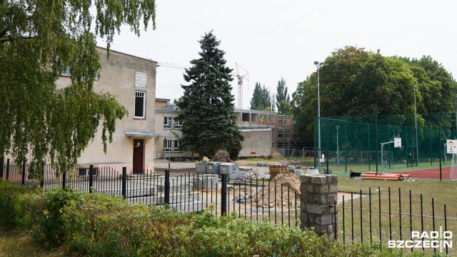 Pół roku na ukończenie pechowej rozbudowy. Wykonawca wybrany